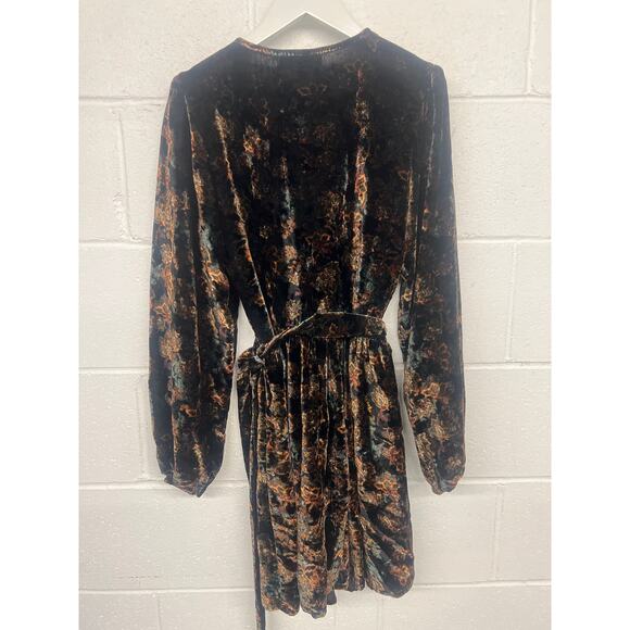 Slate and Willow Size XS Black Floral Velvet Tie Waist Long Sleeve Mini Dress - Picture 6 of 7